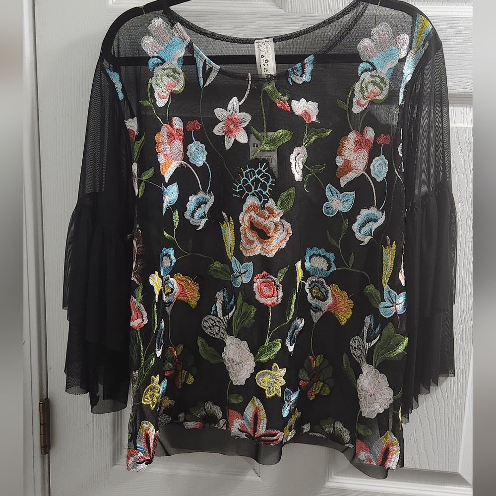 Topia Black Sheer Embroidered Floral Bell-Sleeve Top